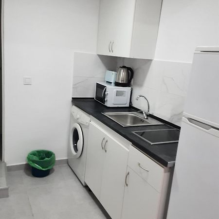 Precioso Apartamento Moderno Cerca Del Carrefour Rosaleda Malaga Exterior photo
